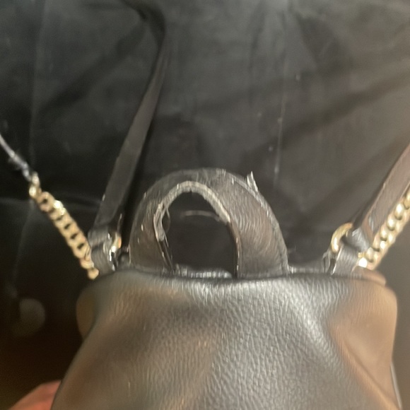 Victoria’s Secret bag - Picture 2 of 3